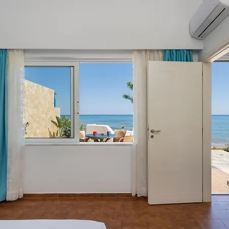 Hermes Front Apartment *