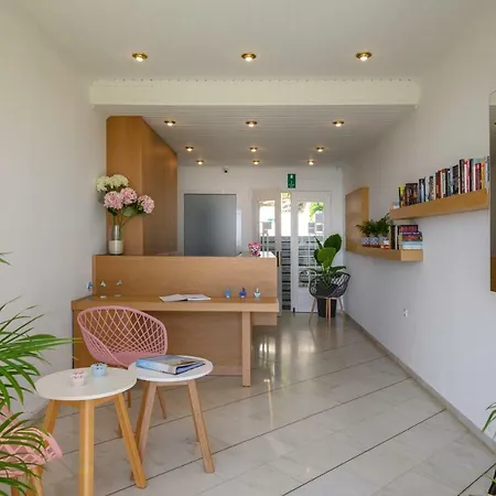 Apartment Hermes Front Stalos
